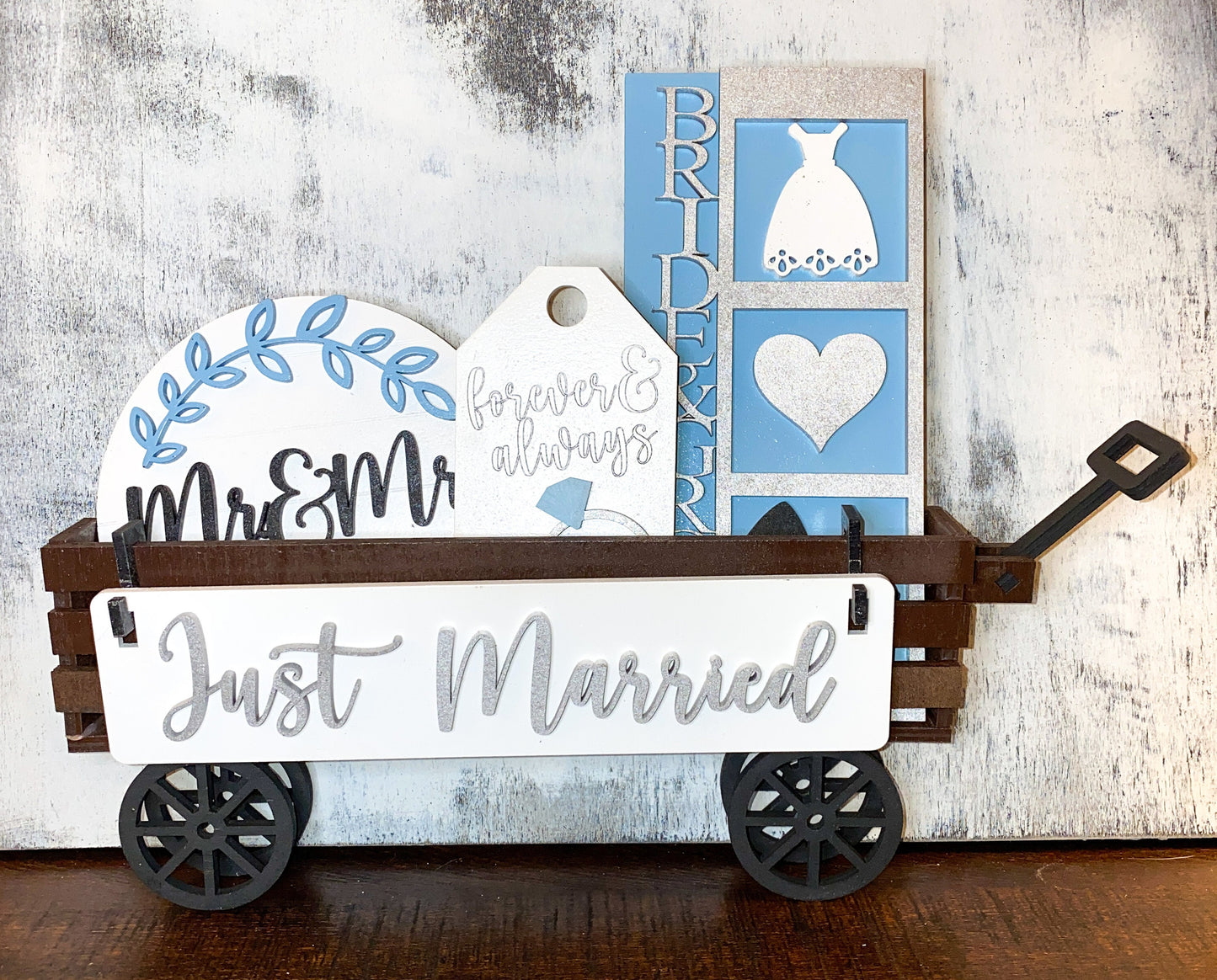 Interchangeable Wagon Shelf Sitter - Just Married